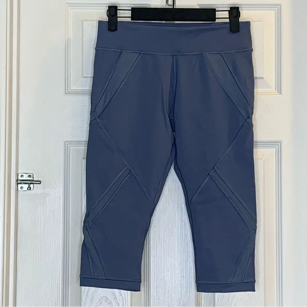 Lululemon Cool To Street Crop Size 6
